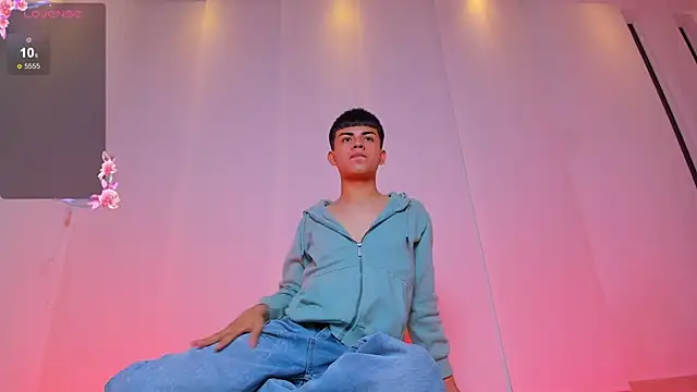 Snapshot of Asher_Young chatting on 05-19-26, 01:11 Asher Young online show from 05-19-26, 01:11