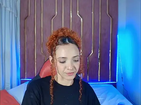 Kiaralovee26 online show from 05-15-26, 02:18