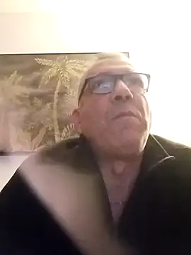 Soloyan online show from 12-13-24, 05:38