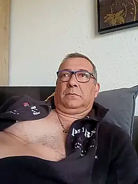 Soloyan online show from 01-02-25, 01:08