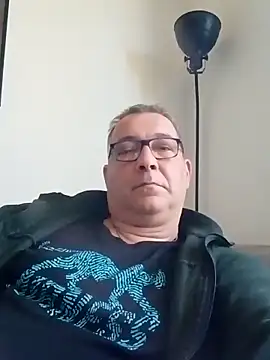 Soloyan online show from 02-28-25, 05:04