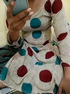Seema yadav01 online show from 06-07-26, 06:06