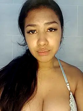 Snapshot of Hot_Sophy_ chatting on 05-30-26, 08:33 Hot Sophy online show from 05-30-26, 08:33