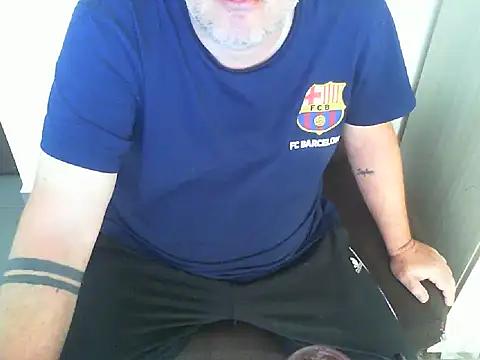 Snapshot of GeorgeCarlo chatting on 05-10-26, 08:41 GeorgeCarlo online show from 05-10-26, 08:41