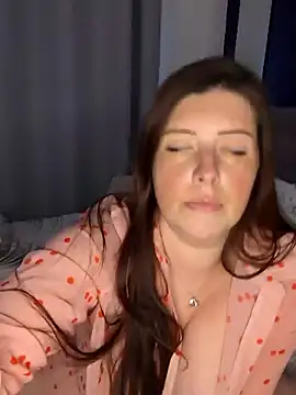 Snapshot of SweetLaurenXX chatting on 05-15-26, 06:59 SweetLaurenXX online show from 05-15-26, 06:59