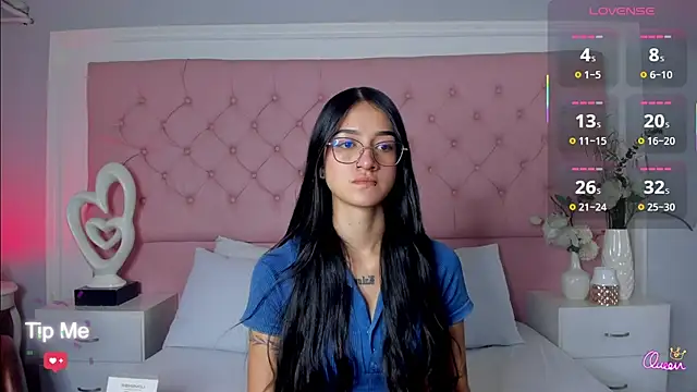 Snapshot of SarahDoll__ chatting on 05-08-26, 12:21 SarahDoll online show from 05-08-26, 12:21