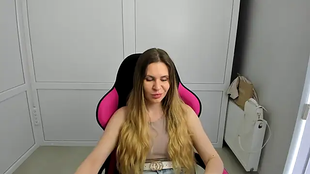 Aleksia sweett online show from 05-04-26, 09:27