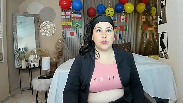 Snapshot of BBWLuxuryMuse chatting on 06-13-26, 11:30 BBWLuxuryMuse online show from 06-13-26, 11:30
