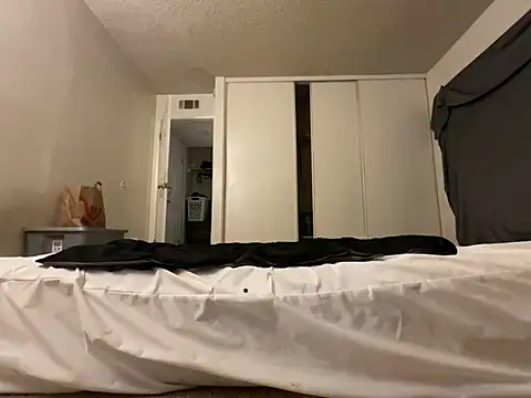 Baybeecakes online show from 05-31-26, 04:31