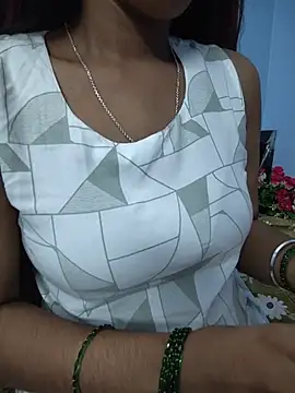 Menaxi Baby7 online show from 07-28-26, 02:35