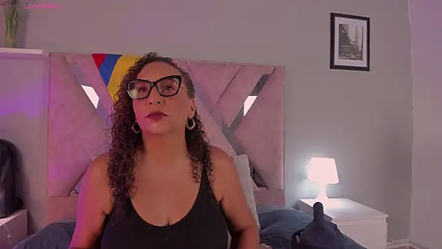 Eva-Millss online show from 07-11-26, 07:38