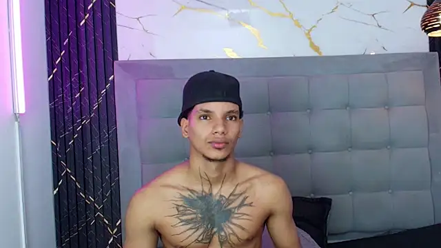 kai storm77 online show from 07-09-26, 03:21