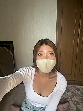 Erika  xx online show from 05-08-26, 05:13