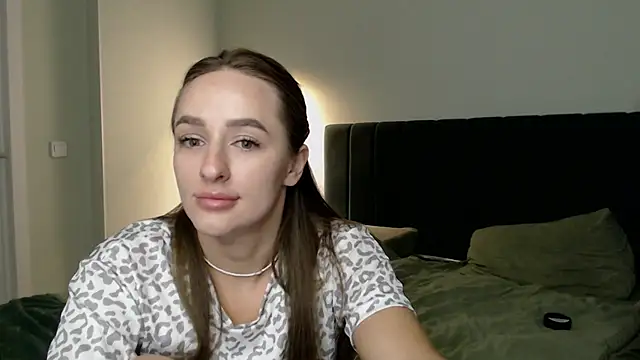 Snapshot of leonmessi3 chatting on 05-06-26, 04:45 leonmessi3 online show from 05-06-26, 04:45