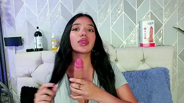 Zaira bonny online show from 07-08-26, 09:08