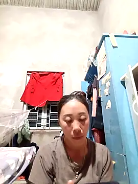 Snapshot of Jinli_01 chatting on 05-07-26, 01:16 Jinli 01 online show from 05-07-26, 01:16