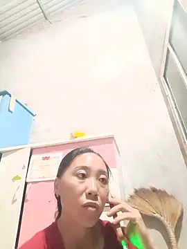 Snapshot of Jinli_01 chatting on 06-09-26, 11:55 Jinli 01 online show from 06-09-26, 11:55