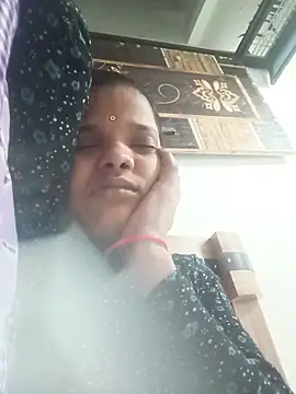 Snapshot of Student_garl_1 chatting on 05-30-26, 11:46 Student garl 1 online show from 05-30-26, 11:46