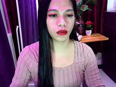 Snapshot of sexyfucksophia chatting on 06-12-26, 06:56 sexyfucksophia online show from 06-12-26, 06:56