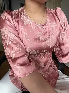 Snapshot of cherry_by chatting on 06-05-26, 07:03 cherry by online show from 06-05-26, 07:03