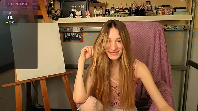 MiaMooonn online show from 05-11-26, 09:48
