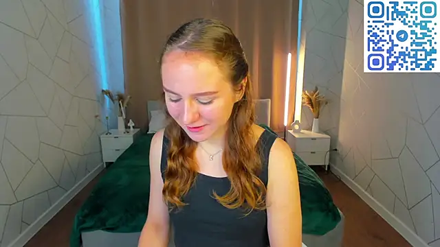 Snapshot of Vicki_Milles chatting on 07-21-26, 12:46 Vicki Milles online show from 07-21-26, 12:46