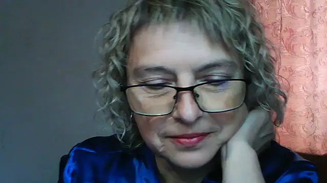 ElizabethGorden online show from 06-17-26, 05:43