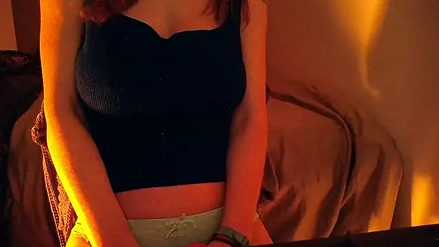 Snapshot of Carlyfr chatting on 03-20-25, 08:40 Carlyfr online show from 03-20-25, 08:40