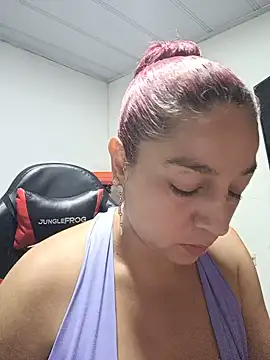 Tumilf online show from 07-28-26, 01:45
