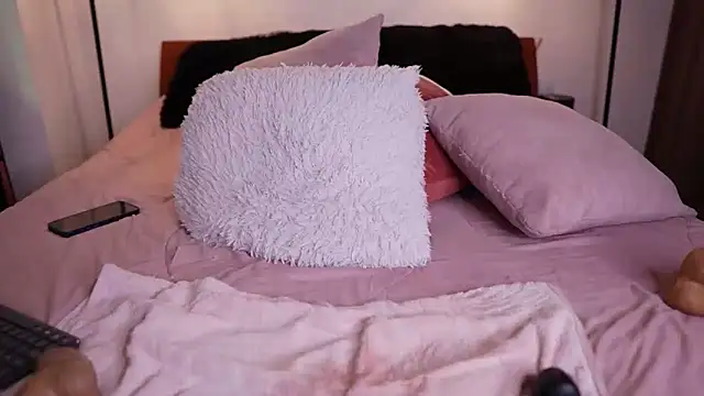 R4-V3N online show from 02-08-25, 08:31