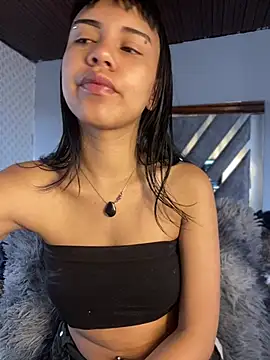 AntonellaCooper Pink online show from 07-03-26, 06:36