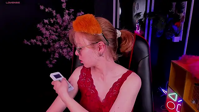 FoxxyyPolly online show from 07-04-26, 05:13