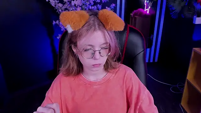 FoxxyyPolly online show from 07-24-26, 05:16
