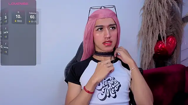 Luna Sissy  online show from 07-07-26, 02:32
