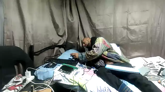 Camodick online show from 04-22-26, 05:03