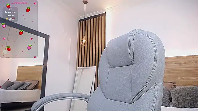 alexa forbes  online show from 07-28-26, 03:57