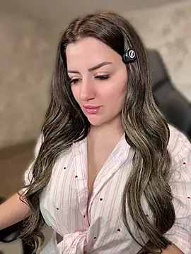 SophiePale online show from 04-13-26, 08:31