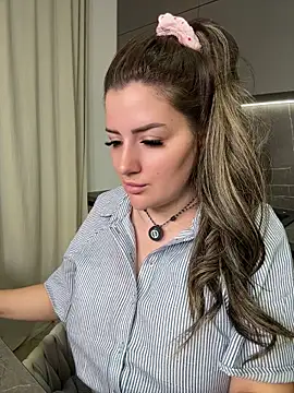 SophiePale online show from 04-25-26, 05:21