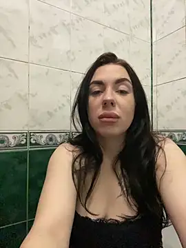IsabellaJoutes online show from 05-18-26, 07:03