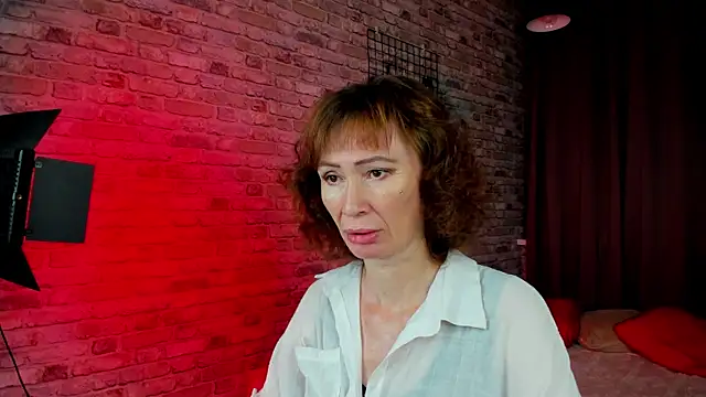 gracekellyyy online show from 07-03-26, 04:08