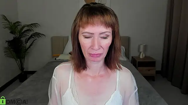 gracekellyyy online show from 07-25-26, 12:03