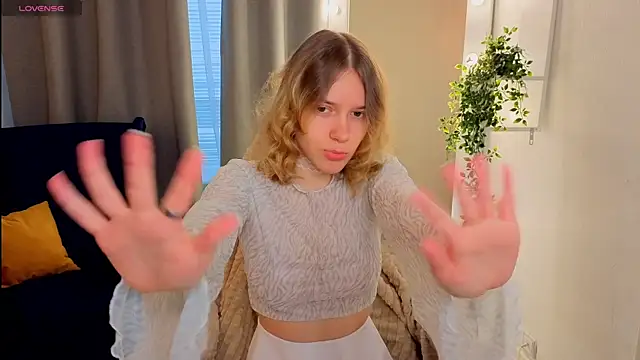 MilanaRayy online show from 06-13-26, 05:05