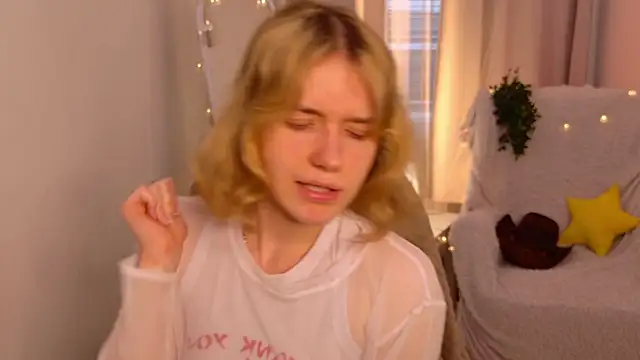 MilanaRayy online show from 07-28-26, 05:36