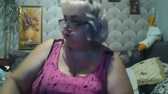 MarinaFarina53 online show from 07-16-26, 06:03