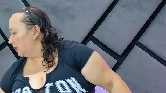 Natasha2603 online show from 07-08-26, 09:19