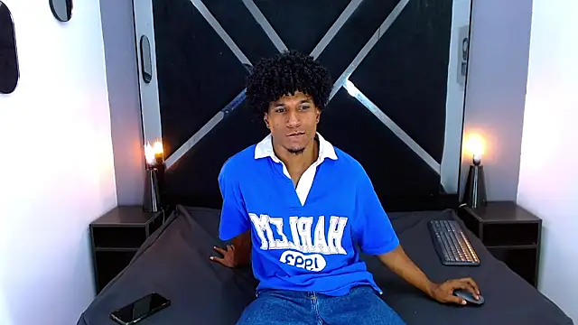 Snapshot of Dilan_Hall chatting on 05-27-26, 07:22 Dilan Hall online show from 05-27-26, 07:22