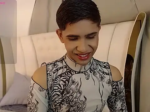joshua saenz  online show from 07-17-26, 07:41