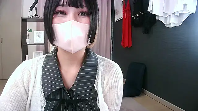 miachan  online show from 06-19-26, 08:29