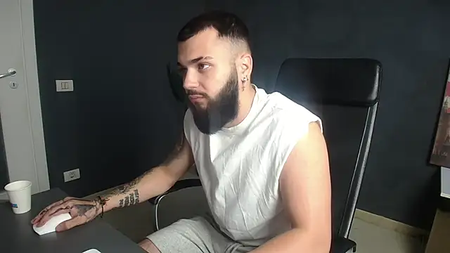 OscarWillss online show from 07-25-26, 04:32