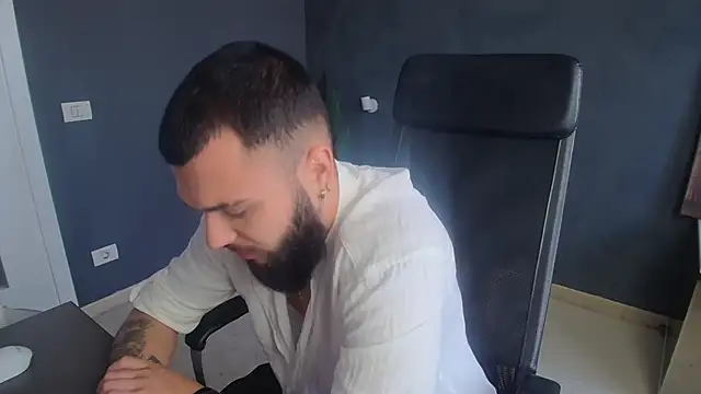 OscarWillss online show from 07-28-26, 11:17
